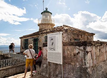 greece/corfu/corfu-old-town/landmark/old-fortress-lighthouse