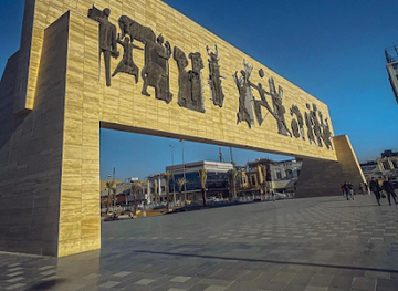 iraq/al-jazeera/landmark/al-tahrir-square