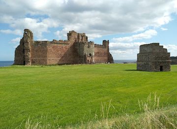 united-kingdom/berwickshire/landmark/tantallon-castle