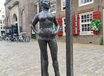 netherlands/vechtstreek/landmark/belle-sex-worker-commemorative-statue