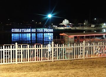 new-mexico/carlsbad/landmark/pirates-of-the-pecos