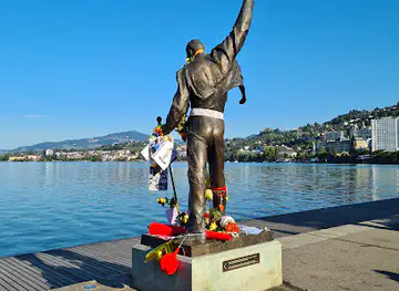 Freddie Mercury statue