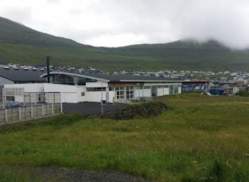 faroe-islands/klaksvik/landmark/klaksvikar-svimjiholl