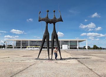 brazil/planalto-atlantico/landmark/three-powers-plaza