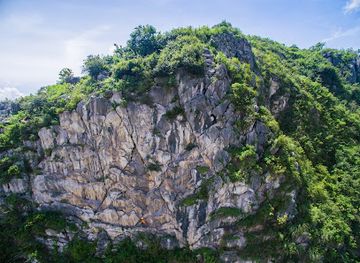 indonesia/west-java/landmark/citatah-cliff-125
