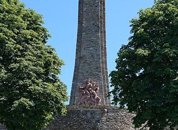 belgium/luxembourg/landmark/streikdenkmal