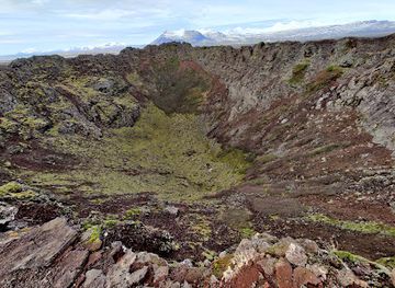 iceland/snæfellsnes-peninsula/landmark/eldborg-crater-trailhead