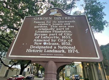 louisiana/new-orleans/garden-district/landmark/garden-district-sign