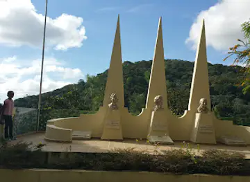 Monumento a las Hermanas Mirabal