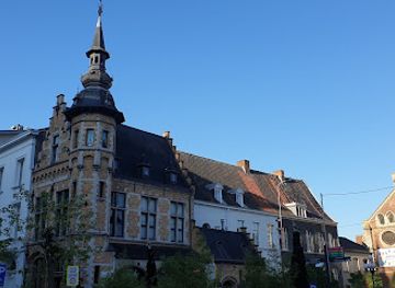 belgium/kortrijk/landmark/stadswaag-weigh-house-courtrai