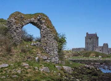 ireland/connacht/landmark/dunguaire-castle