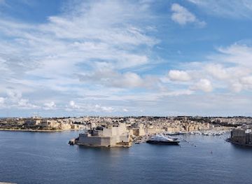malta/southern-harbour/landmark/il-berga-ta-kastilja