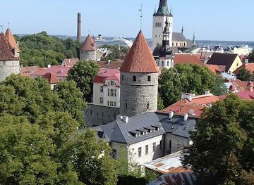 estonia/tallinn-old-town/landmark/pilsticker-tower-and-stairs