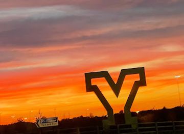 united-kingdom/yorkshire/attraction/the-big-yellow-y-gateway-to-yorkshire-feature-2
