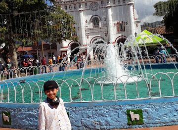 colombia/guatape/landmark/casa-del-arriero