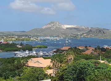 curacao/playa-santa-cruz/landmark/santa-martha-bay-view-lookout-point