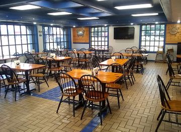 arkansas/pine-bluff/landmark/underwater-seafood