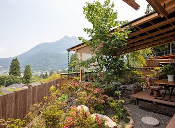 japan/yufuin/landmark/yufuin-sanso-waremokou