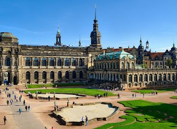 germany/dresden/landmark/old-masters-picture-gallery