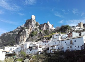 spain/cazorla-natural-park/landmark/castillo-de-la-yedra