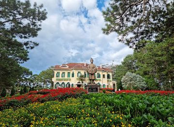 vietnam/da-lat/landmark/bao-dai-palace-1