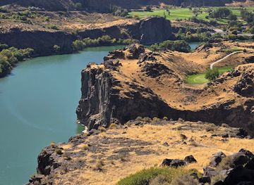 idaho/magic-valley/landmark/the-twins