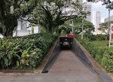 singapore/holland-village/landmark/esplanade-park-tunnel