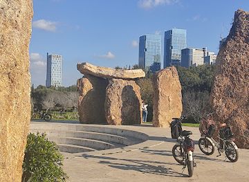 israel/ramat-gan/landmark/rocks-garden