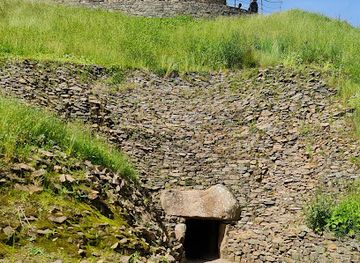 jersey/le-hocq-tower/landmark/la-hougue-bie-museum