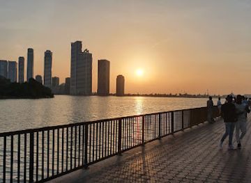 united-arab-emirates/sharjah/al-majaz/landmark/al-noor-island