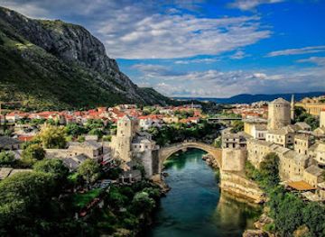 bosnia-and-herzegovina/herzegovina-neretva-canton/landmark/stari-most-travel