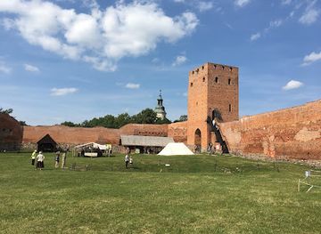 poland/masovia/landmark/castle-in-czersk