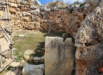 malta/fawwara-area/landmark/it-tempji-tal-ggantija