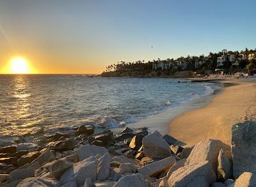 mexico/baja-california-peninsula/landmark/palmilla-beach