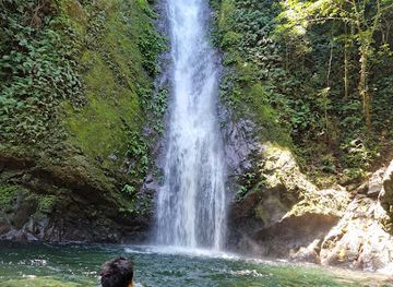 philippines/ilocos-norte/landmark/kabigan-falls