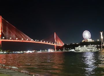vietnam/ha-long/bai-chay/landmark/bai-chay-old-lighthouse