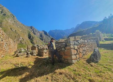 peru/inca-trail/landmark/torontoy-ruins