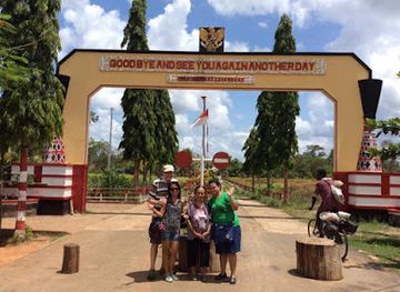 indonesia/papua/landmark/sota-border-pos-plbn