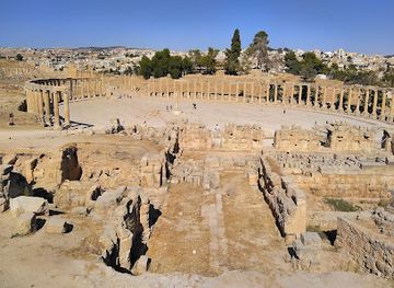 jordan/jerash/landmark/oval-plaza