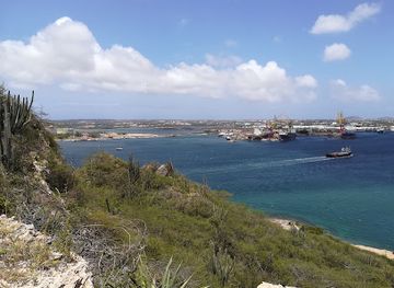 curacao/mahaai/landmark/fort-nassau