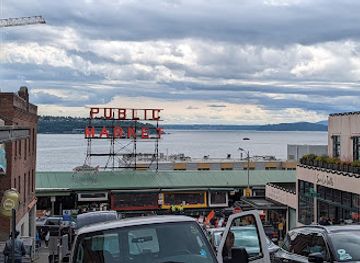 washington/seattle/pike-place-market/landmark/pike-place-market-sundeck