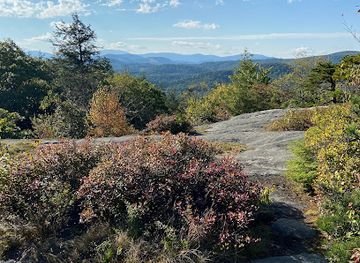 north-carolina/yadkin-valley/landmark/flat-rock