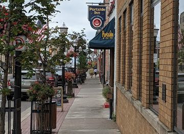 michigan/marquette/landmark/portside-inn