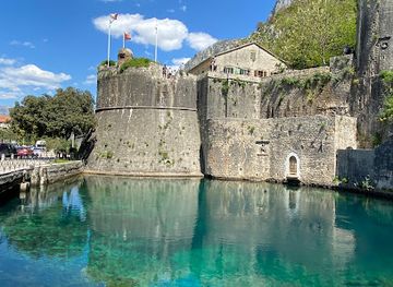 montenegro/kotor/landmark/gurdic-gate