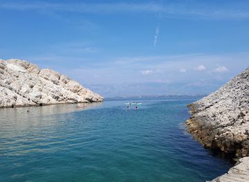 croatia/dalmatia/landmark/duboka-draga