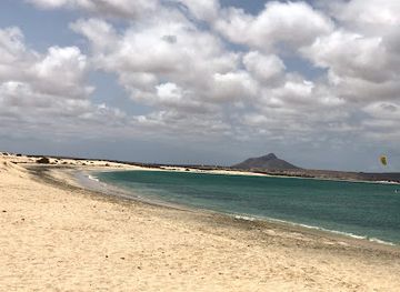 cabo-verde/praia-de-carlota/landmark/bahia-the-beach
