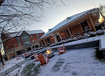 kentucky/fort-thomas/landmark/the-green-line-kitchen-and-cocktails