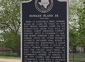 texas/east-texas/landmark/texas-historical-marker-9032