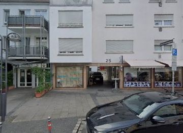 germany/stuttgart/bad-cannstatt/landmark/kellerbrunnen