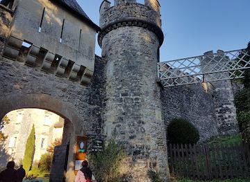 france/limousin/landmark/chateau-cenevieres